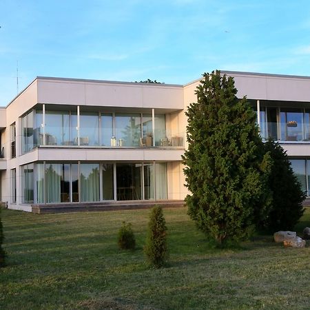 Liiva Seaside Apartment Haapsalu Buitenkant foto