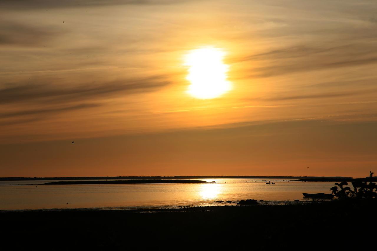Liiva Seaside Apartment Haapsalu Buitenkant foto